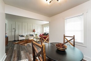 Interior - The East Lake Escape (Decatur)