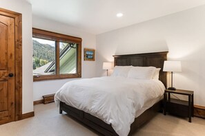 Unclassified image, 5 of 35, button