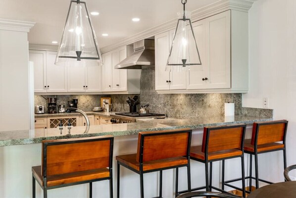 Unclassified image, 1 of 35, button