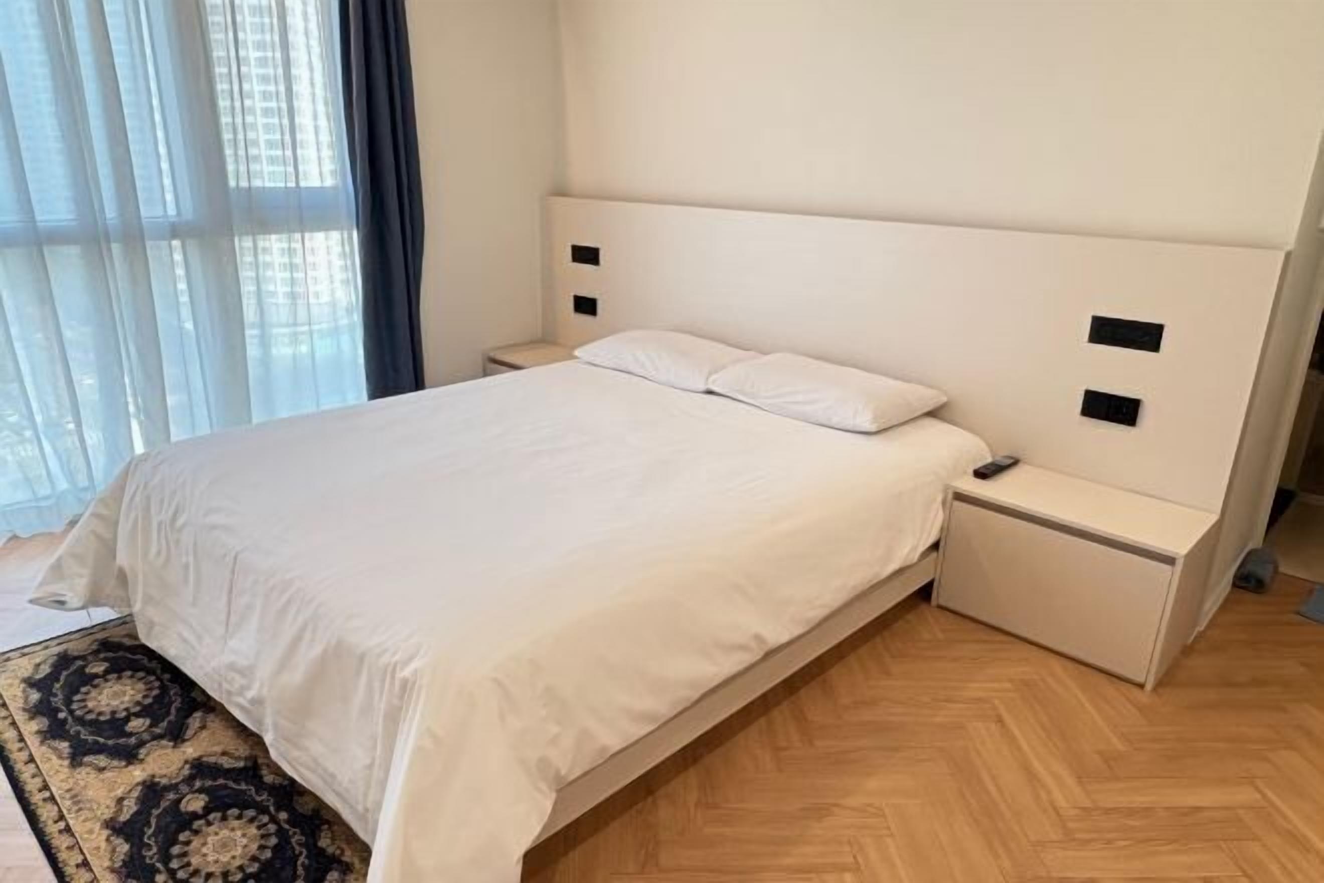 Individually decorated, individually furnished, free WiFi