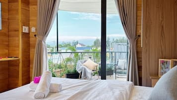 Habitación triple, balcón | Vista desde la habitación
