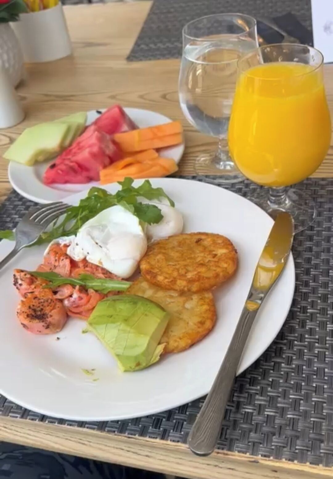 Daily English breakfast (USD 25 per person)