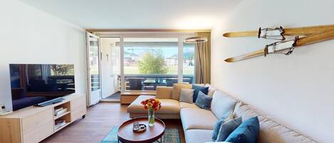 TV, DVD player, aparelho de som