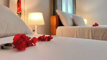 Desk, free WiFi, bed sheets