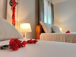 Desk, free WiFi, bed sheets