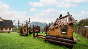 Aire de jeu extérieure pour enfants