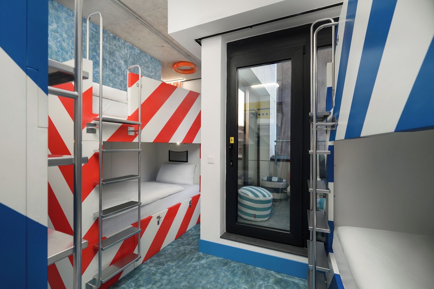 Chambre Design, plusieurs lits, terrasse