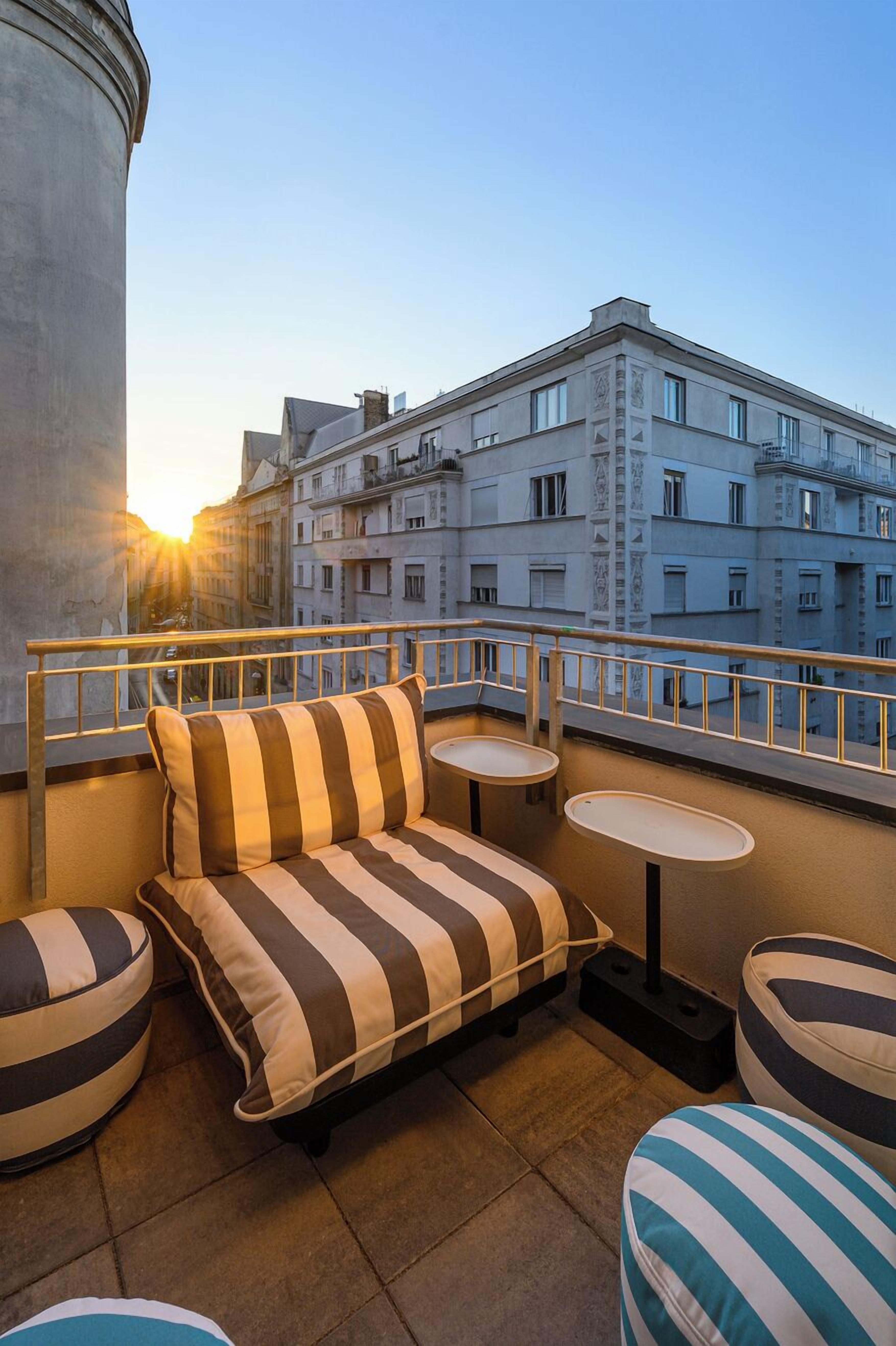 Design Room, Multiple Beds, Terrace | Terrace/patio