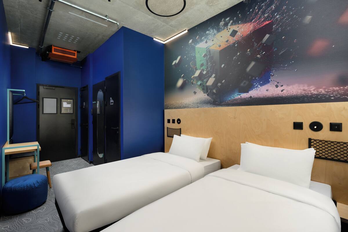 Blackout curtains, free WiFi, bed sheets