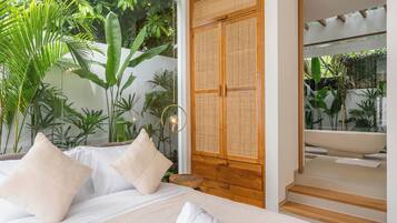 Deluxe Villa, Pool View | 1 bedroom, in-room safe