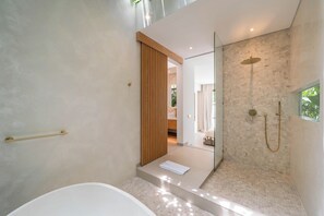 Deluxe Villa, Pool View | Bathroom - Villa Lilu  (Canggu)