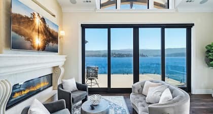 Waterfront Dreams: Luxurious Lakefront! Incredible Views! 5 Masters! A/C! Extravagant Outdoor Living! Hot Tub! Pool Table and more!