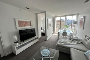 Room - Adele Apartment Hotel East Melbourne (East Melbourne)