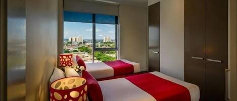 Cots/infant beds