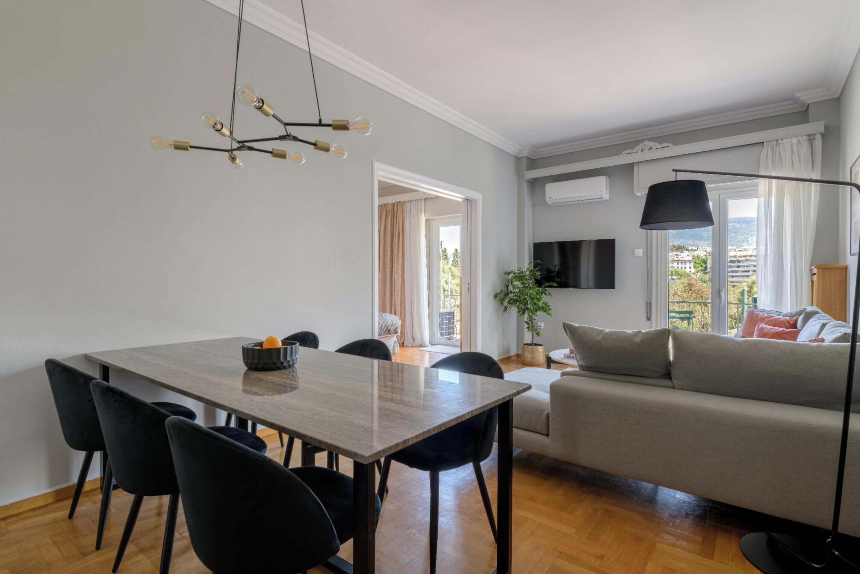 Leilighet – classic, balkong | Spisestue