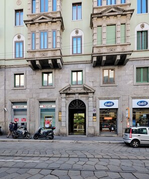 Exterior - City Center Suite (Milan)