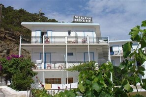 Exterior - Nikos Hotel (Karpathos)