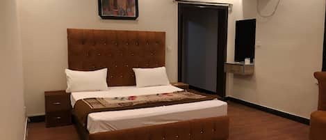 Deluxe Double Room | Free WiFi