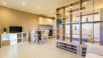 1 chambre, fer et planche à repasser, Wi-Fi gratuit, draps fournis