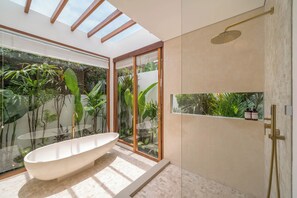 Villa, Pool View | Bathroom