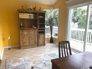 Interior - 373 Pike - 2 Golf Carts Included - Game Room - Amenity Cards N/A (Saint Helena Island)