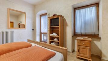 2 chambres, fer et planche Ă repasser, Wi-Fi gratuit, draps fournis