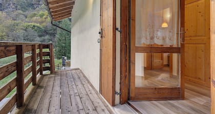 Apartment 'Con La Testa Fra Le Nuvole' with Mountain View, Shared Terrace and Wi-Fi