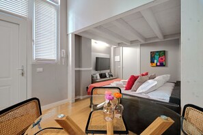 Superior-Loft, 1 Doppelbett und Schlafsofa, Küche | Wohnbereich