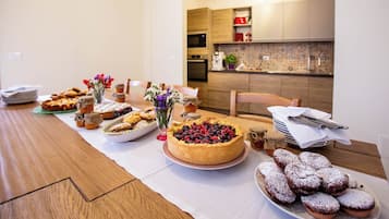 Desayuno completo incluido todos los días
