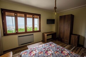 Double or Twin Room - La Terrazza sulle Madonie (Castellana Sicula)