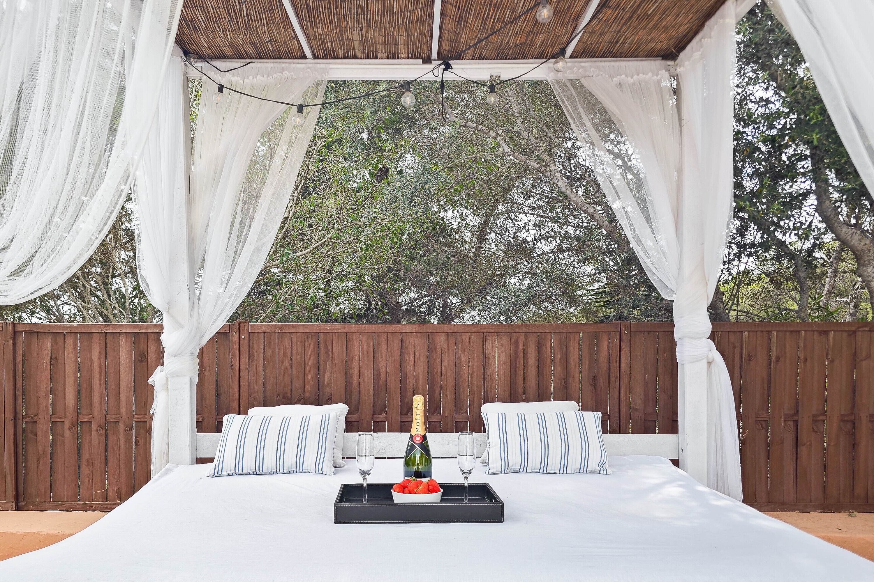 4 Schlafzimmer, Bügeleisen/Bügelbrett, kostenloses WLAN, Bettwäsche