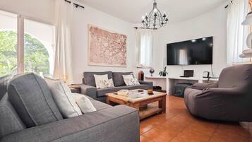 Fernseher, Stereoanlage