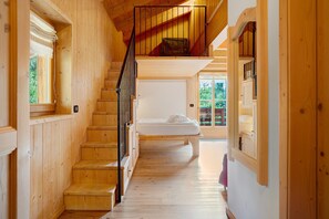 1 bedroom, bed sheets, wheelchair access