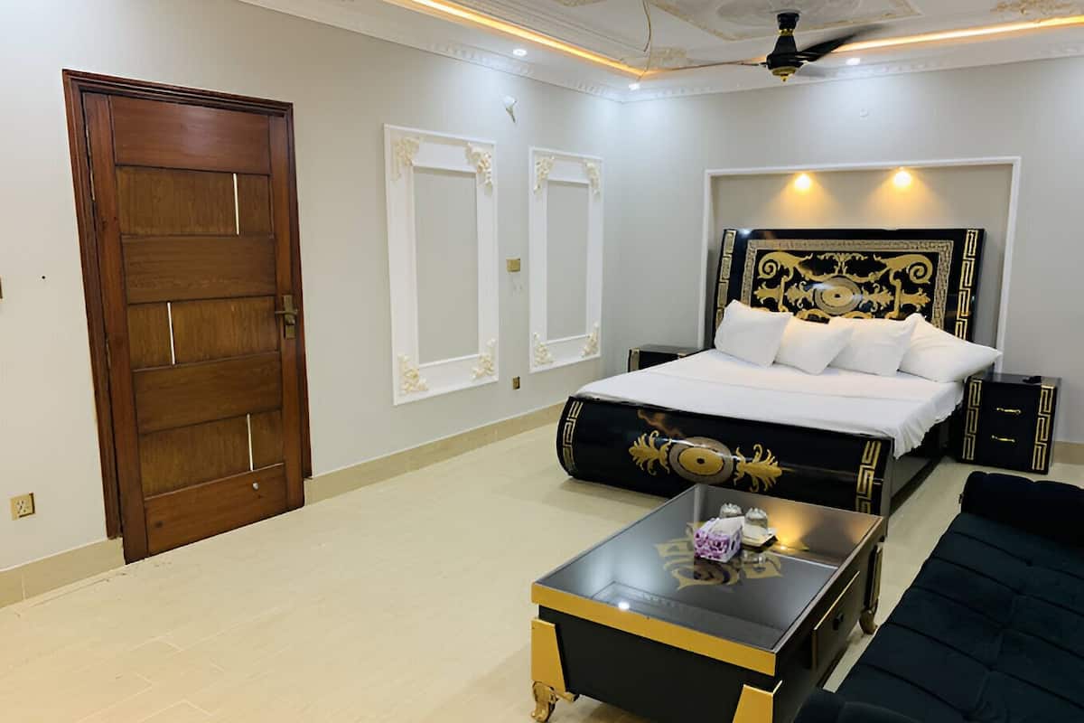 Deluxe Room | Free WiFi