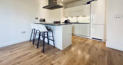 Lovely 1 bedroom apartment, close to Excel & City airport