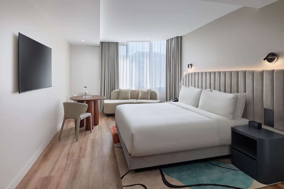 Premium bedding, in-room safe, blackout curtains, iron/ironing board