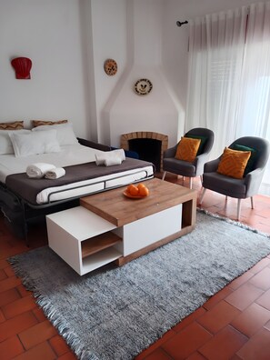 2 soverom, strykejern/-brett, wi-fi (inkludert) og sengetøy