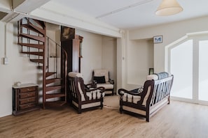 Interior - Villa 'The Beauty Of Simplicity' with Private Pool, Wi-Fi and Air Conditioning (Gondifelos)