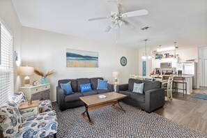 Una Smart TV, una oficina