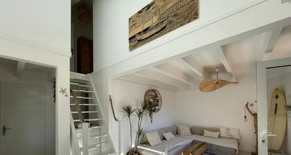 Renovierte Villa mit Strandzugang, Klimaanlage, WLAN, Parkplatz