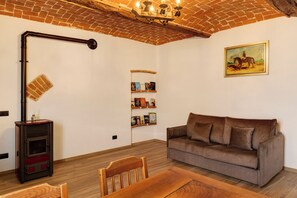 電視、乒乓球設施