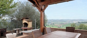 Holiday Home 'Casa Dello Zio' with Mountain View, Wi-Fi and Air Conditioning
