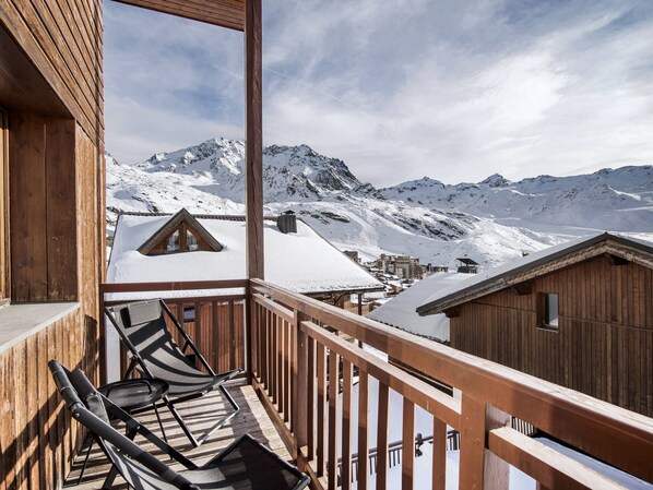 Property grounds - Renovated duplex for 12, direct slope access, Val Thorens (Val Thorens)