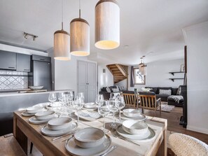 Dining - Renovated duplex for 12, direct slope access, Val Thorens (Val Thorens)