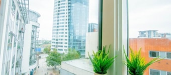 Stunning Flat at Gunwarf Quays