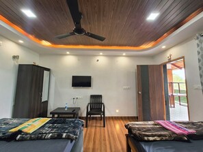 Family Room | Soundproofing, free WiFi - Gavi Homestay (Sringeri)