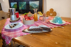 Dining - Room 'Pedi' with Shared Garden (Caldes)