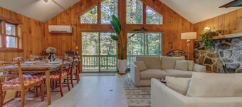 The Maple Retreat | 20 Min to Stratton w/ Sauna