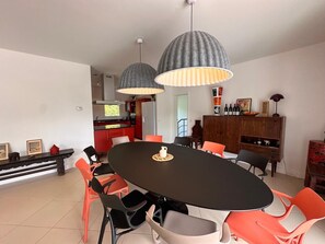 Dining - Villa 12 pers Piscine Vue Campagne 15 min Biarritz (Arcangues)