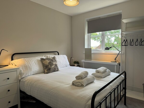 4 多间卧室、熨斗/熨衣板、免费 WiFi